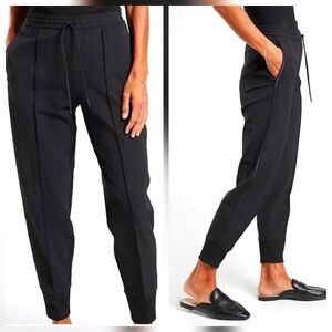 Athleta Endeavor Joggers Black Front Seams and Side Piping